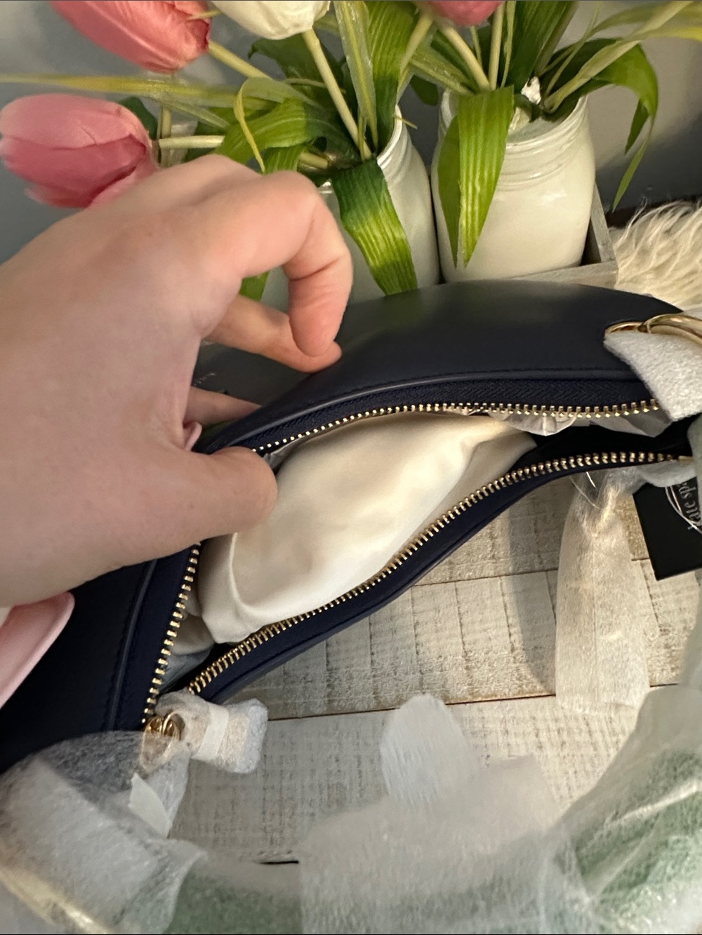 Nwt Kate spade floral appliqué expo top handle bag - Picture 9 of 10